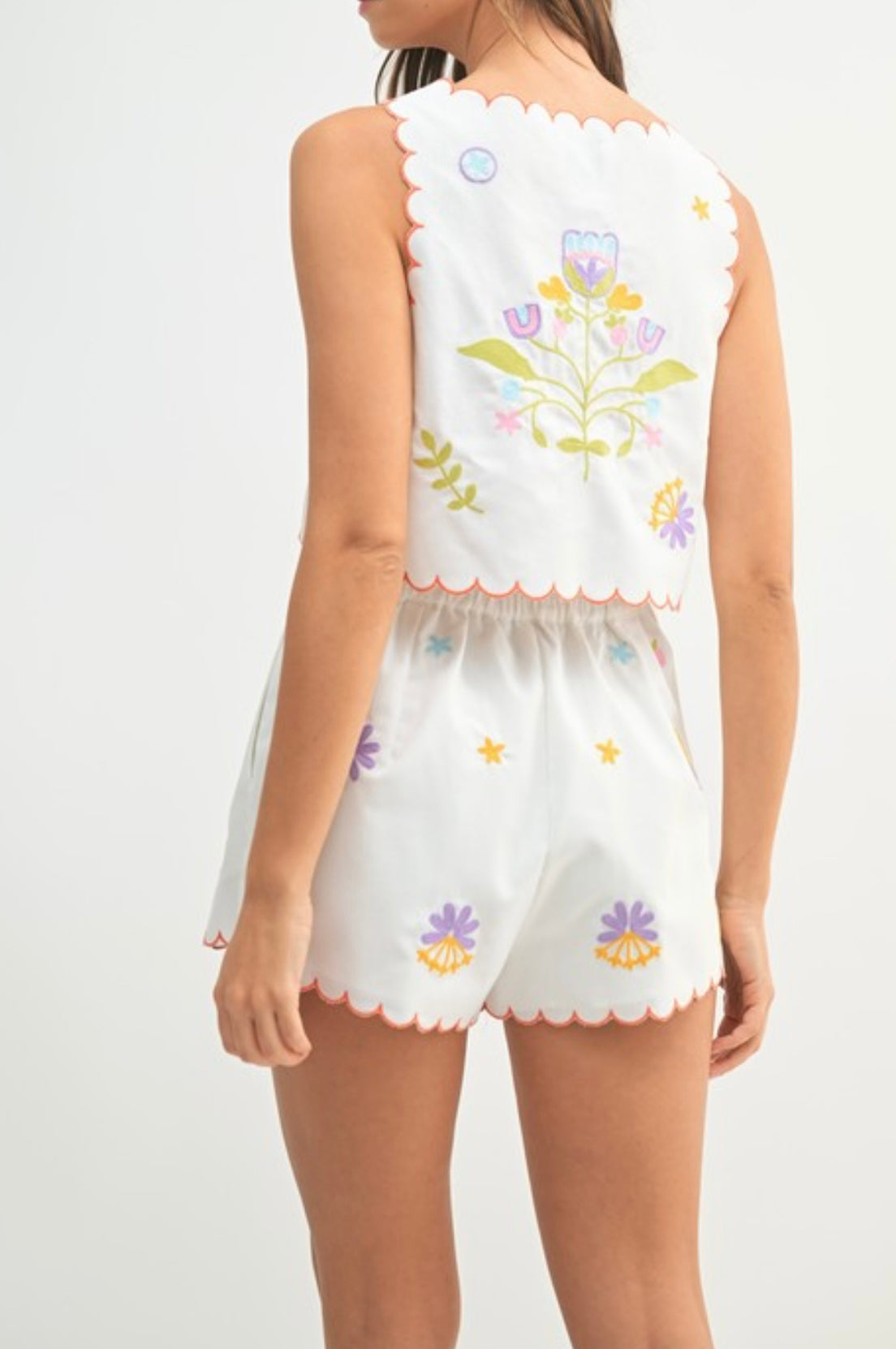 Embroidered Scalloped Short Set