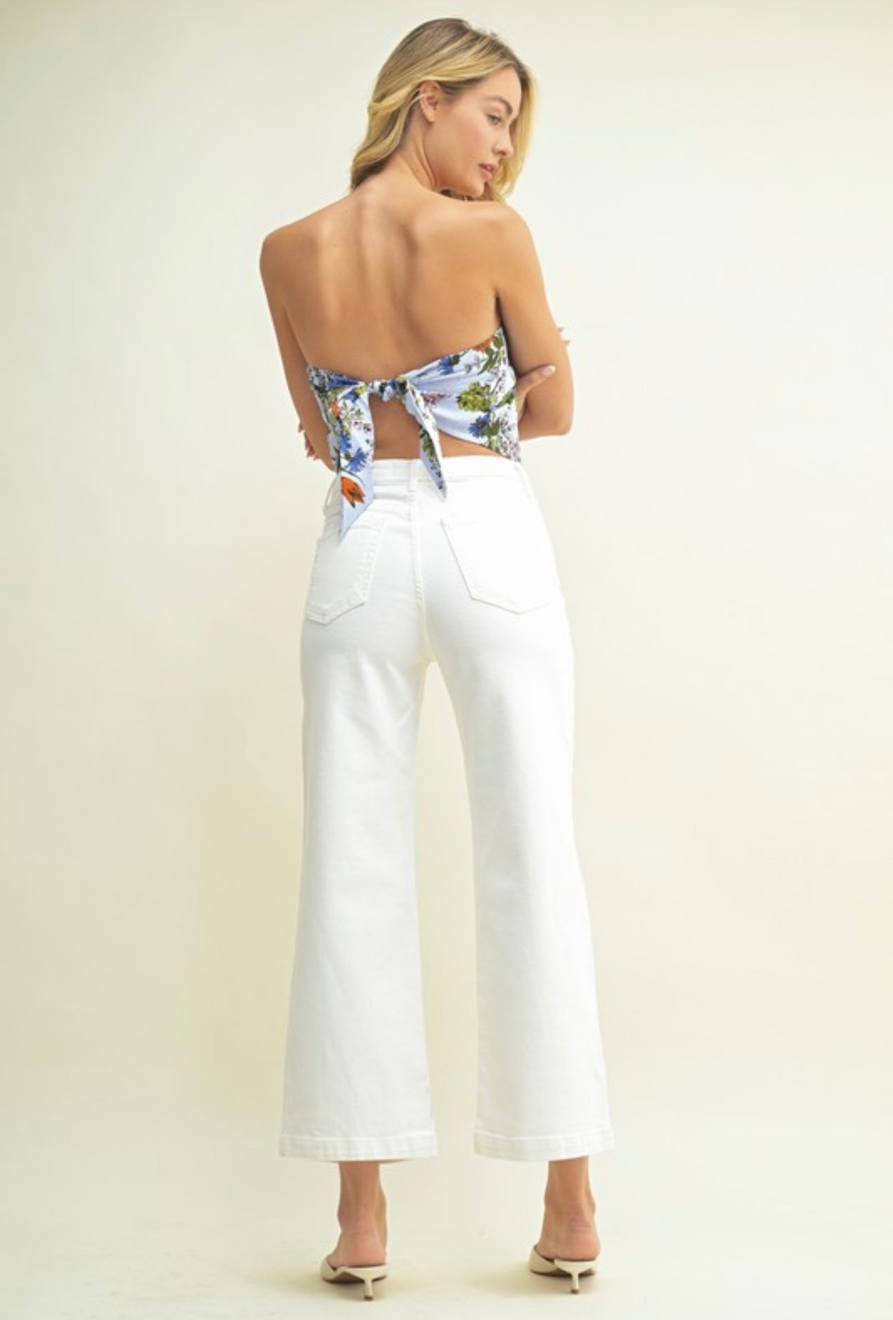 Patch Pocket Wide Leg Jeans